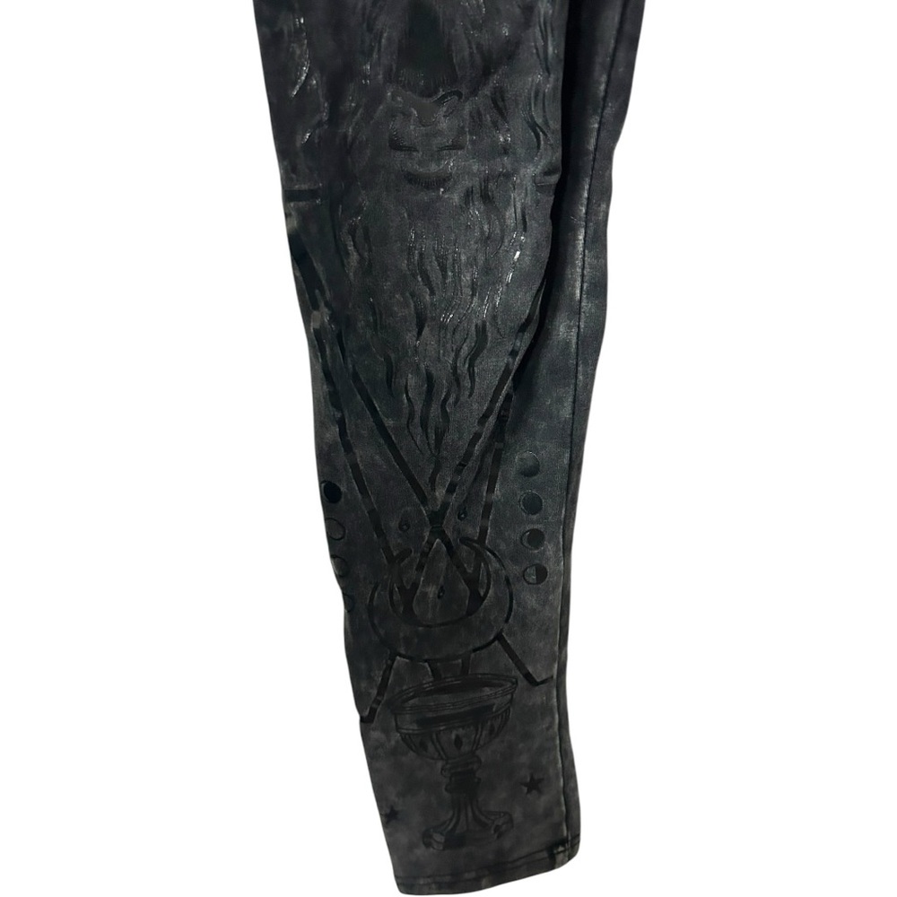 Women's Black Embossed High-Waist Leggings - Picture 8 of 10